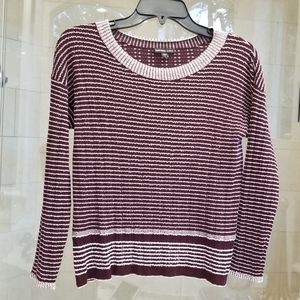 James Perse size 1 burgandy white sweater
